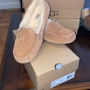 UGG Ansley Water Resistant Slipper